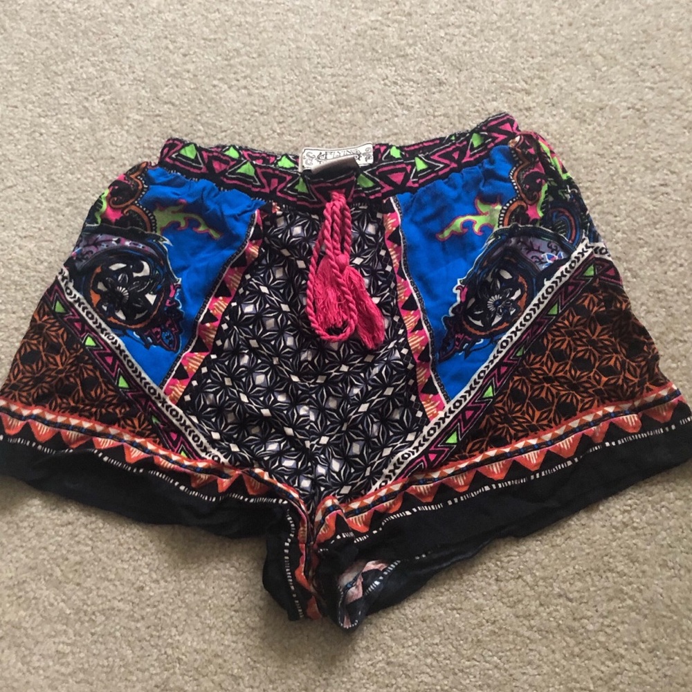 FLYING TOMATO SOFT SHORTS